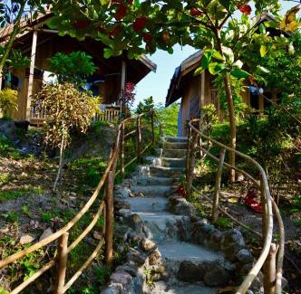 Pulau Unauna Resort | Pristine Paradise Dive Resort - Togean Islands, Una Una
