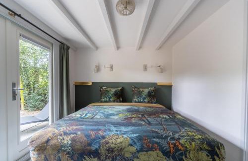 Jubbega House | PRIVÉ IN EEN BOSRIJKE OMGEVING Welkom bij gastenverblijf het ontsnapte schaap in Jubbega
