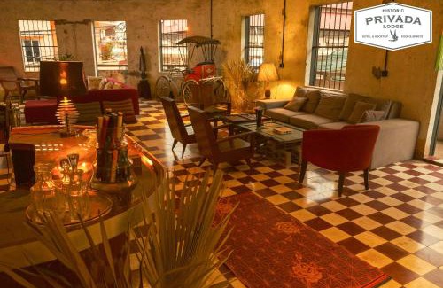 Kratie House | Privada Lodge - Historic Hotel