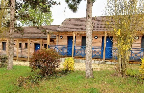 Bessais-le-Fromental Resort | Private room ∙ 1 bedroom ∙ 2 guests