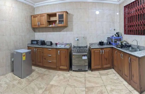 North Legon Apartment | Private 1-bedroom with Hot Water, AC and Free Wifi