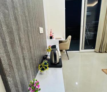 Sushant Lok Apartment | Private 1 BHK Serviced Apartments Sector 52 Near Millennium City Metro Station Gurgaon