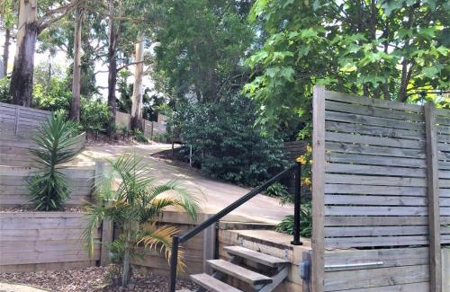 North Maleny House | Private 2 Bedroom Cottage with Lakeview