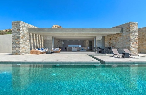 Milopotas Villa | Private 3 Br Luxury Peaceful Mylo Villa W Pool Close to Mylopotas Beach