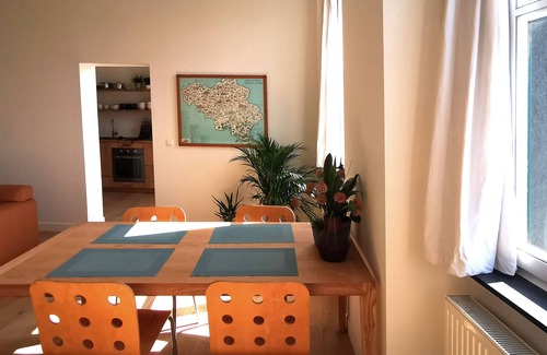Tournai Apartment | Private apartment along the Scheldt + Private parking