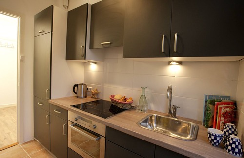 Rijnbuurt Apartment | Private Apartment in Good Area