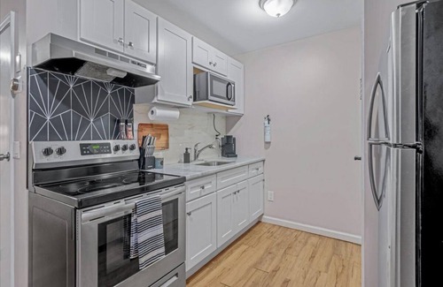 Patchogue Apartment | Private Apartment on River Ave. close to main st
