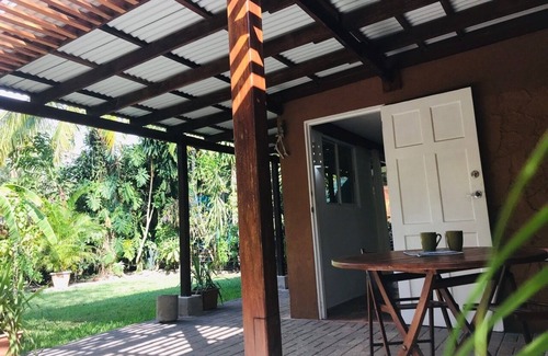 Palm Beach Estates Cottage | Private Beach studio private garden steps from the beach. Bike + Boogie bd incl