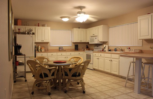 Inglis House | Private, Beautiful & Quiet Guesthouse On The Withlacoochee River