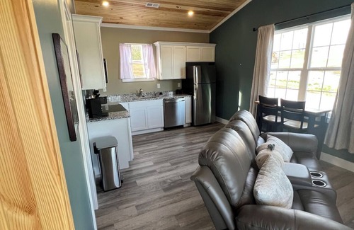 Troy Cabin | Private Cabin on 90 Acres!