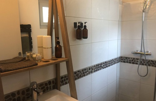 Fontaine Lestang-Bagatelle-Papus-Tabar-Bordelongue Bed & Breakfast | Private chartreuse in Toulouse