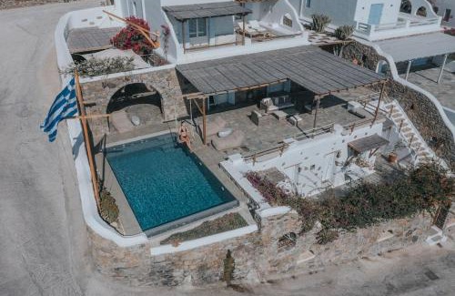 Agios Ioannis Villa | Private Cliffside Villa "150 meters from the beach"