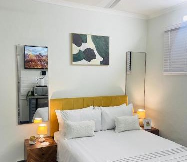 South Durban Apartment | Private Cosy Cottage on Pelican