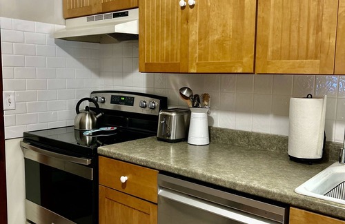 Bar Mills House | Private & Cozy Home on Wooded Lot