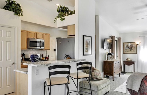 Cottonwood House | Private & Cozy near Sedona & Jerome, Pets OK!