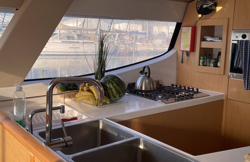 Porto-Vecchio Boat Rental | Private cruises on the catamaran Shamane