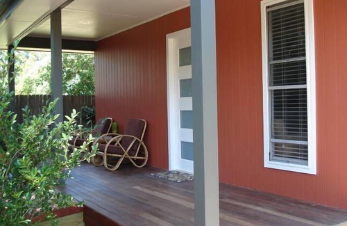 Huskisson Villa | Private Deluxe Garden Studio for couples.