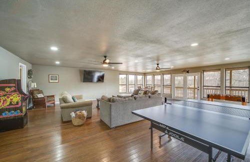 Tia Juana House | Private Dock Grand Lake Family Home