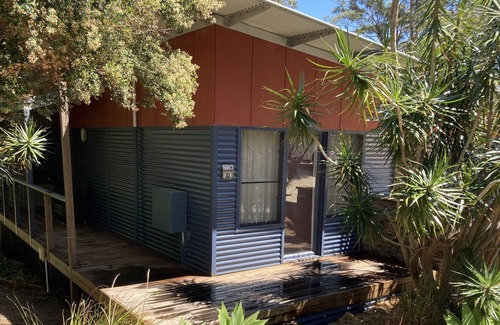 Cams Wharf Cabin | Private entry 1 bedroom unit attached to lodge. Walking distance to lake