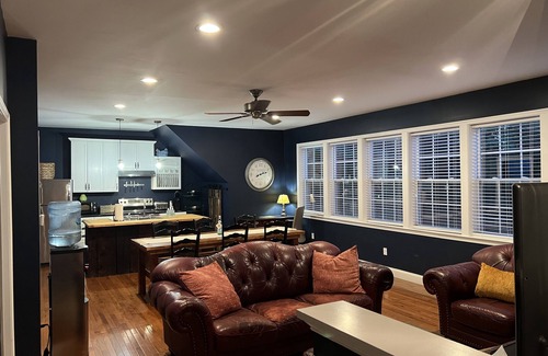 Purcellville Apartment | Private farm apartment with views