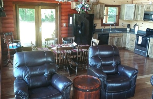 Fort Payne Cabin | Private fishing pond with cabin and hot tub! Perfect vacation spot.
