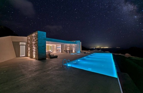 Milopotas Villa | Private Five Br Luxury Peaceful Mylo Villa W Two Pools Close to Mylopotas Beach