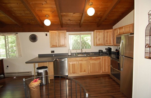 Union Dale Ski Chalet | Private Getaway one mile from base of Elk Mountain Resort