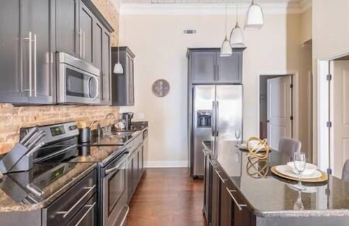 Sheffield Apartment | Private Historic Loft with Balcony and King Bed