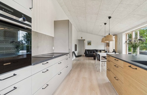 Ronde House | Private holiday oasis 150 m from the beach