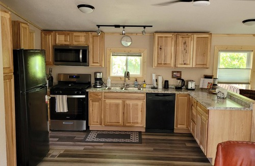 Adams House | Private Home,1+acre,nearWIDells,on small lake,private pier,FREE FIREWOOD,firepit