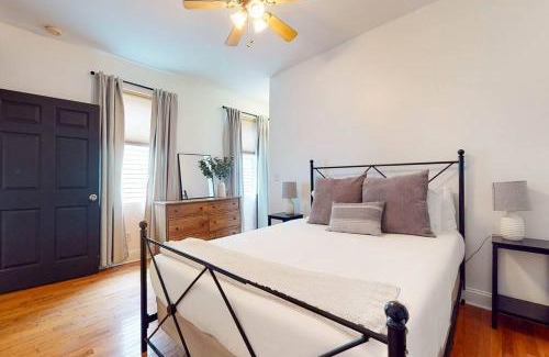 Phoenix Hill House | Private Home-Backyard-Parking Near Nulu Downtown