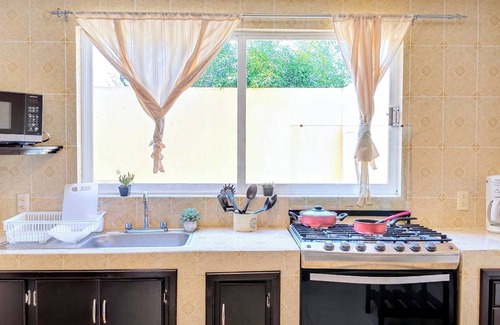 Zacatlan House | Private house 5min from Puente de cristal/Terrace/Petfriendly/BBQ/Garden/parking