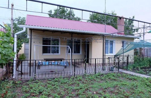 Odessa House | Private House Cozy Patio