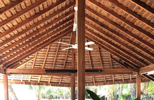 Matao Tiupeniu House | PRIVATE ISLAND STYLE PROPERTY - 2 SEPARATE BUNGALOWS