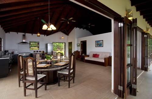 Spring Estate Villa | Private Luxury Vacation Villa In Lush Tropical Setting With Stunning Ocean Views