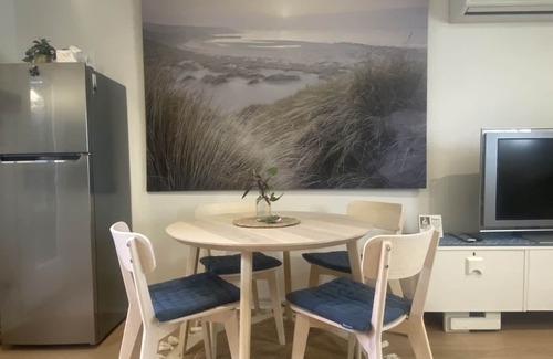Henley Beach Apartment | Private Nautical Getaway 5min - Henley Beach, Restaurants, Shops, Golf, Bars 🏖️🍻🥂