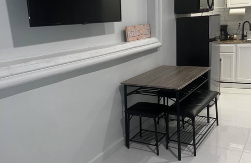 Miami Gardens Apartment | Private Paradise in Miami !nnBrand new apartmentnGreat locationnFamily friendly