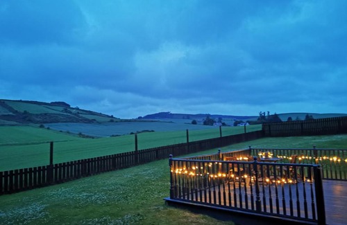 Alford House | Private peacefull pet friendly converted country cottage