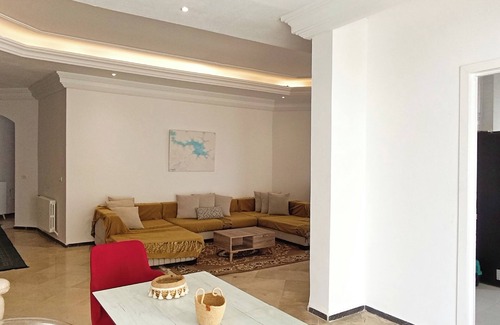La Marsa Villa | Private Pool Villa La Soukra Tunis 5 Bedrooms