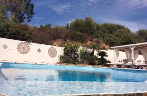 Chia House | Private Pool villa with panoramic views split over 2 levels/Aircon/New Pool.