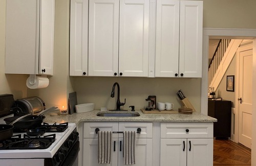 Queens House | Private Porch, Fenced Yard & Parking in Briarwood