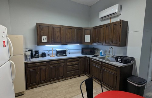 Robinson Apartment | Private Queen-Sized Studio Room