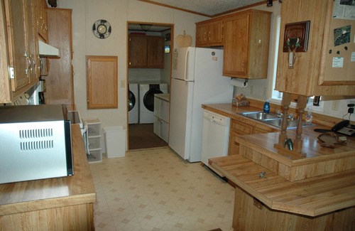 Gasquet House | Private Riverfront Home with deck on the Beautiful Smith River - North Coast, Ca