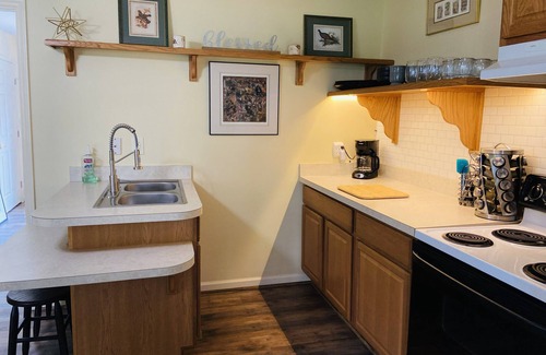 Lawrenceville Cottage | 🐎🐎~Private Romantic Cottage #FarmStay-BabyGoats~🐎🐎
