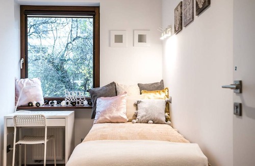 Mokotow Resort | Private room ∙ 1 bedroom ∙ 1 guest