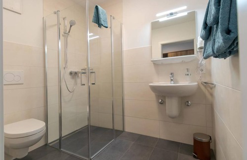 Aiterhofen Resort | Private room ∙ 2 guests