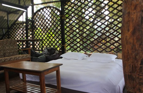 Bardez Resort | Private room ∙ 6 guests