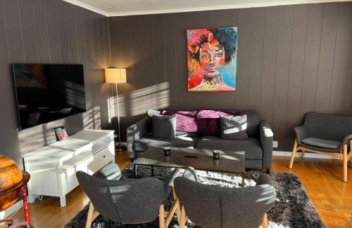 Gjerdrum Municipality House | Private Room in Cozy Home - Les Homes