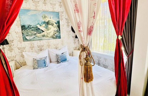 Rijnbuurt Bed & Breakfast | Private Room Ma Chambre -Big bedroom and Bright.