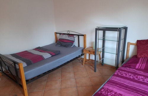 Kilianstadten Apartment | Private rooms Dogs welcome